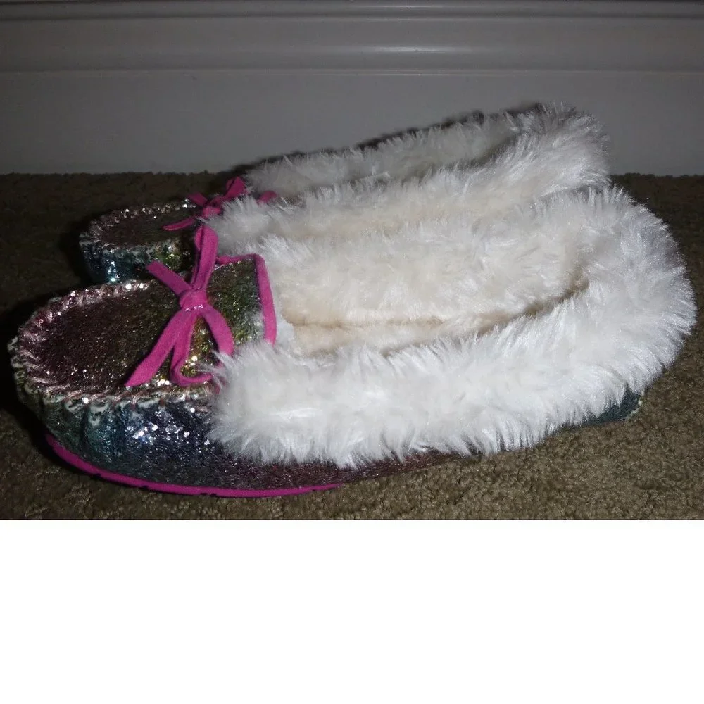 Baby Toddlers Girls Falls Creek FUR & GLITTER Moccasin Slippers Size 6  NWT